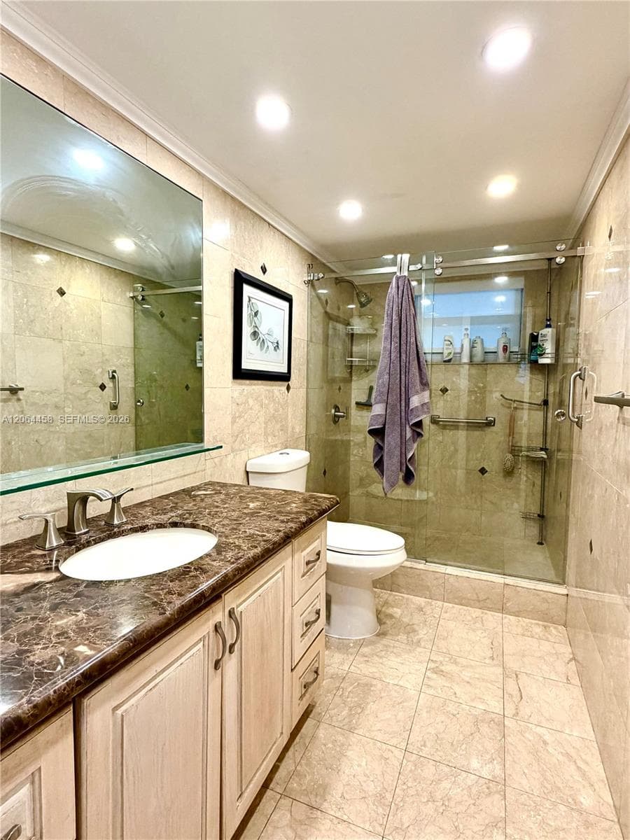 EDEN ISLES CONDO Bldg G · #311 in North Miami Beach - Photo 5