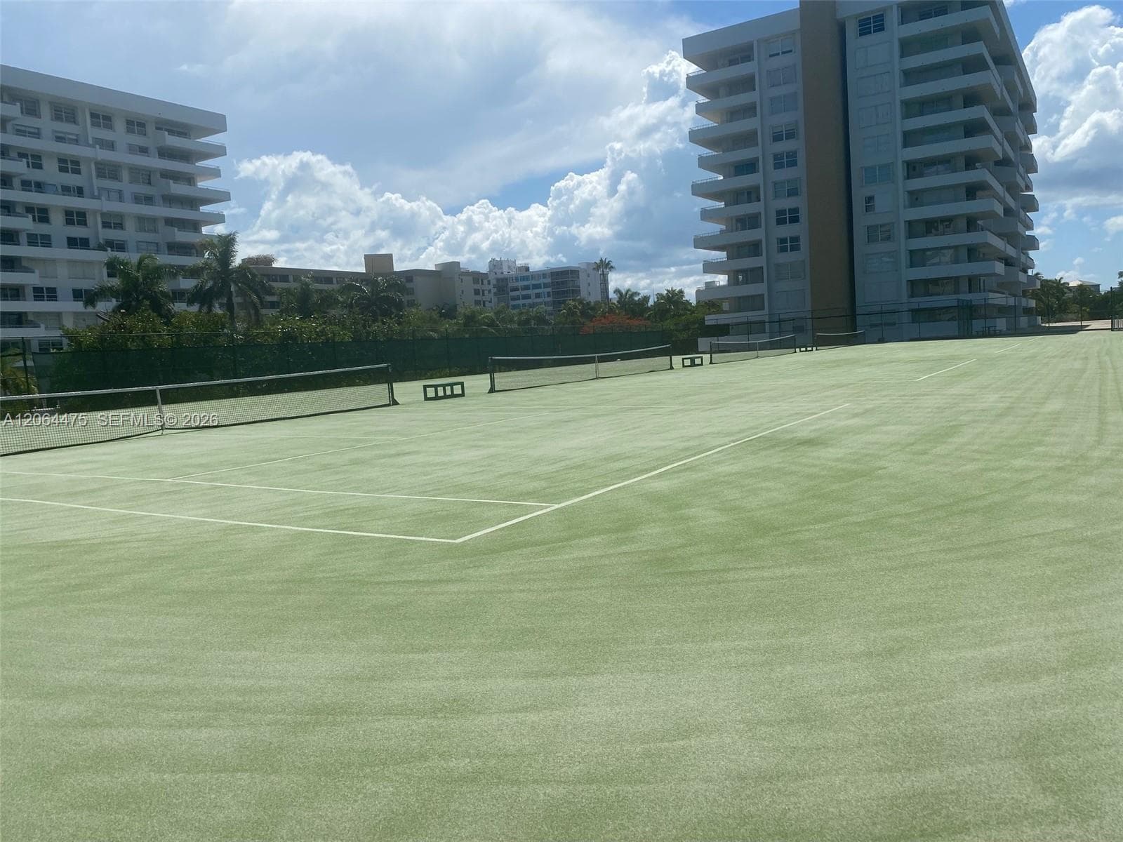 Commodore Club East · #713 in Key Biscayne - Photo 15