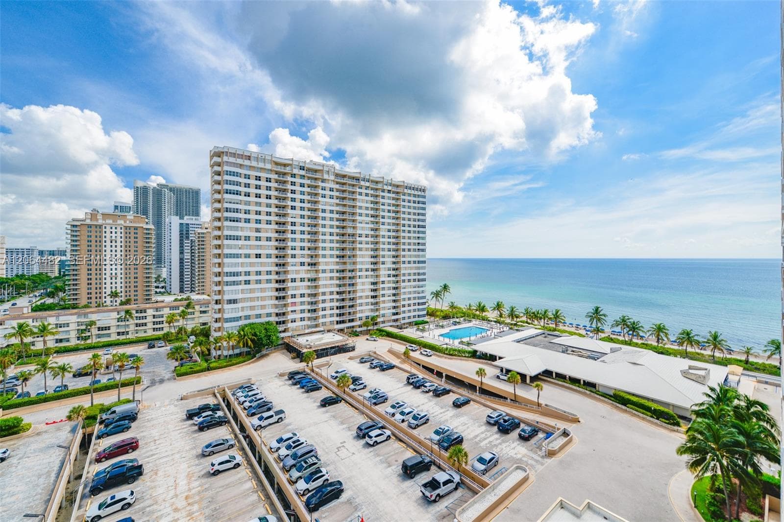 HEMISPHERES CONDO · #11K in Hallandale Beach - Photo 24