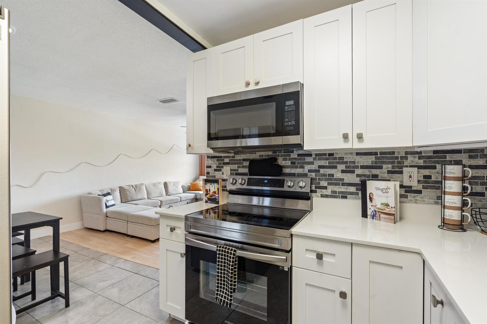10-299 SW 7th Street Unit 206 Boca Raton