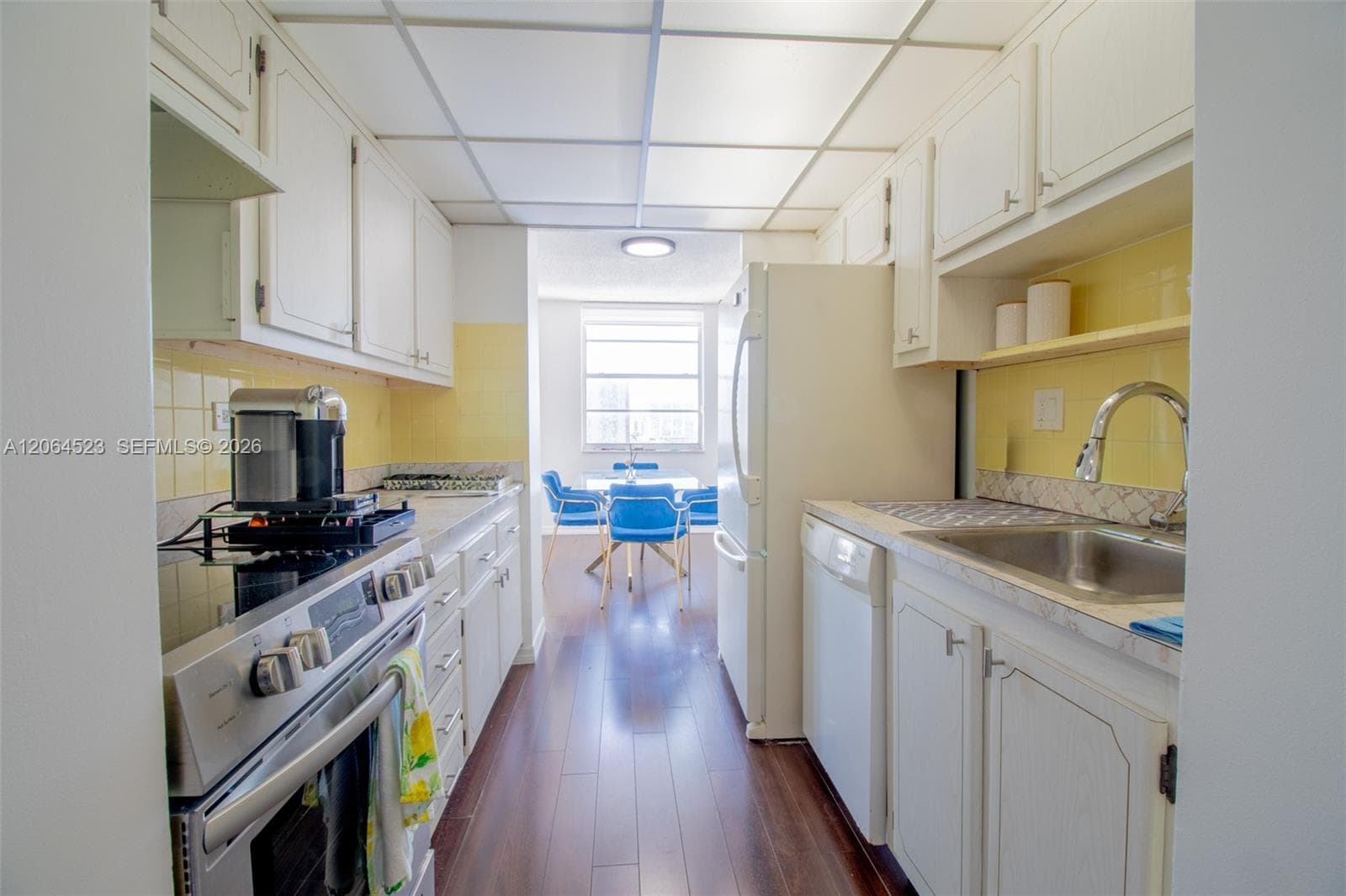 WINSTON TOWERS · #1201 in Sunny Isles Beach - Photo 17