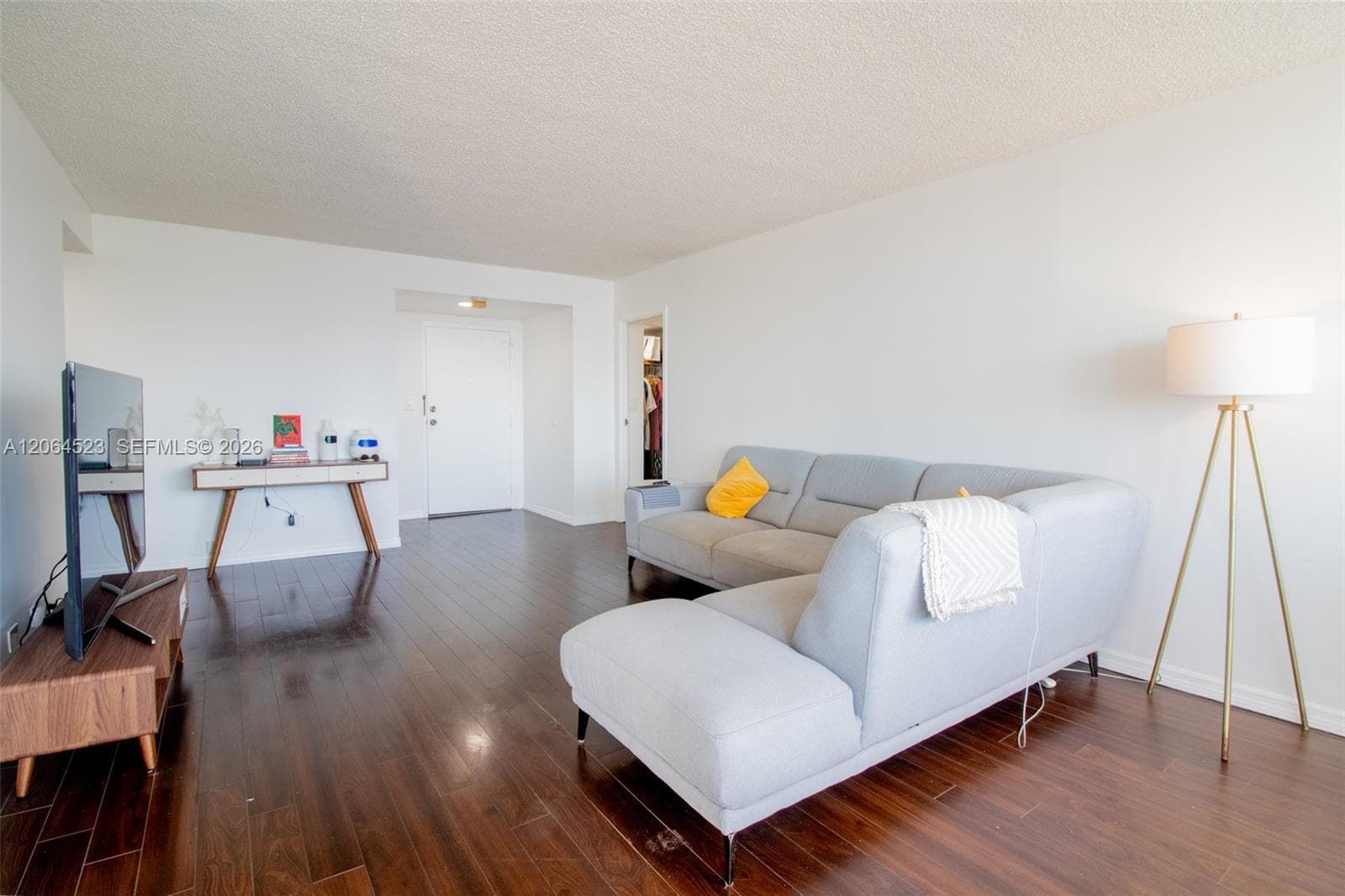WINSTON TOWERS · #1201 in Sunny Isles Beach - Photo 7