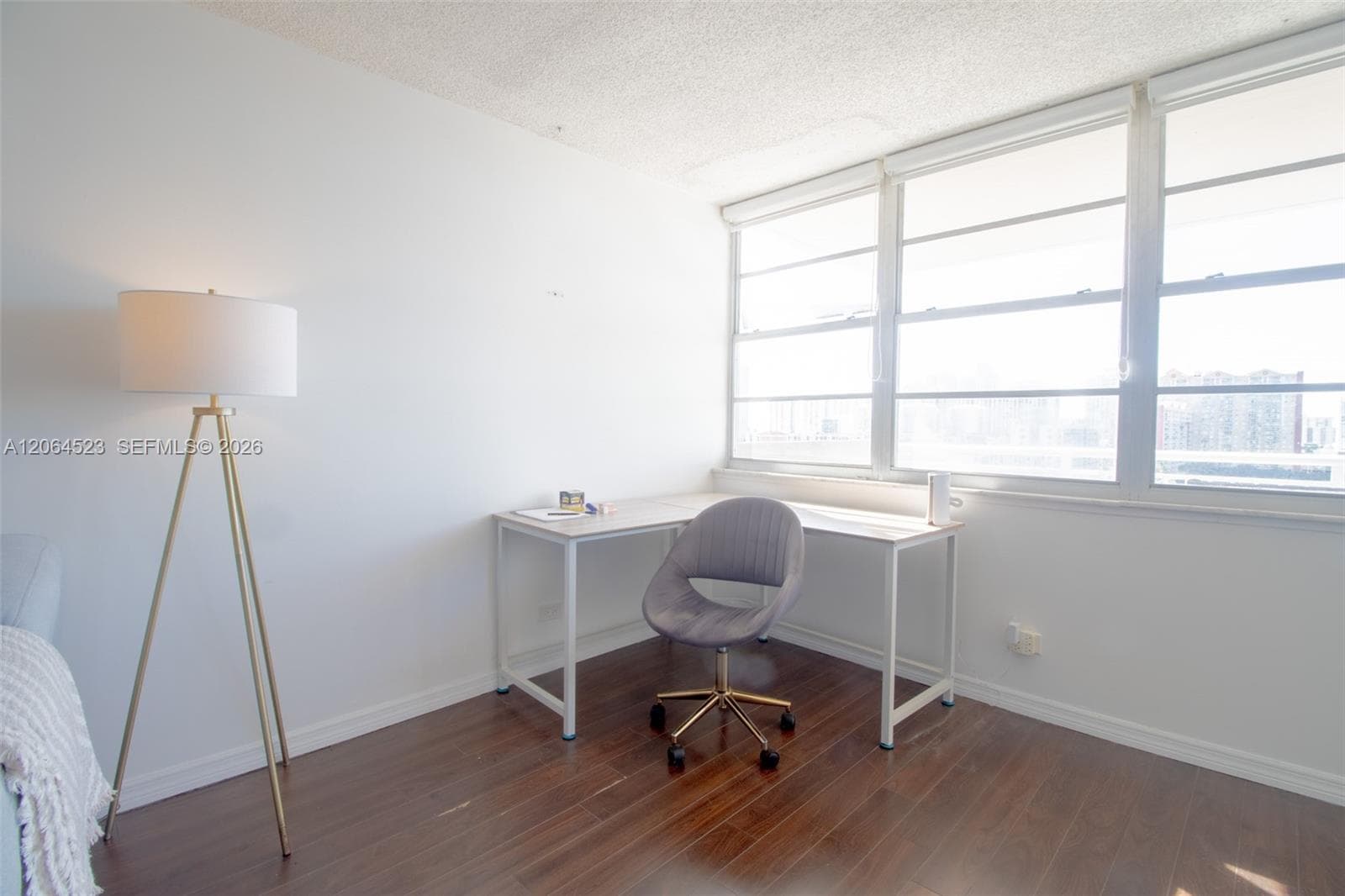 WINSTON TOWERS · #1201 in Sunny Isles Beach - Photo 10