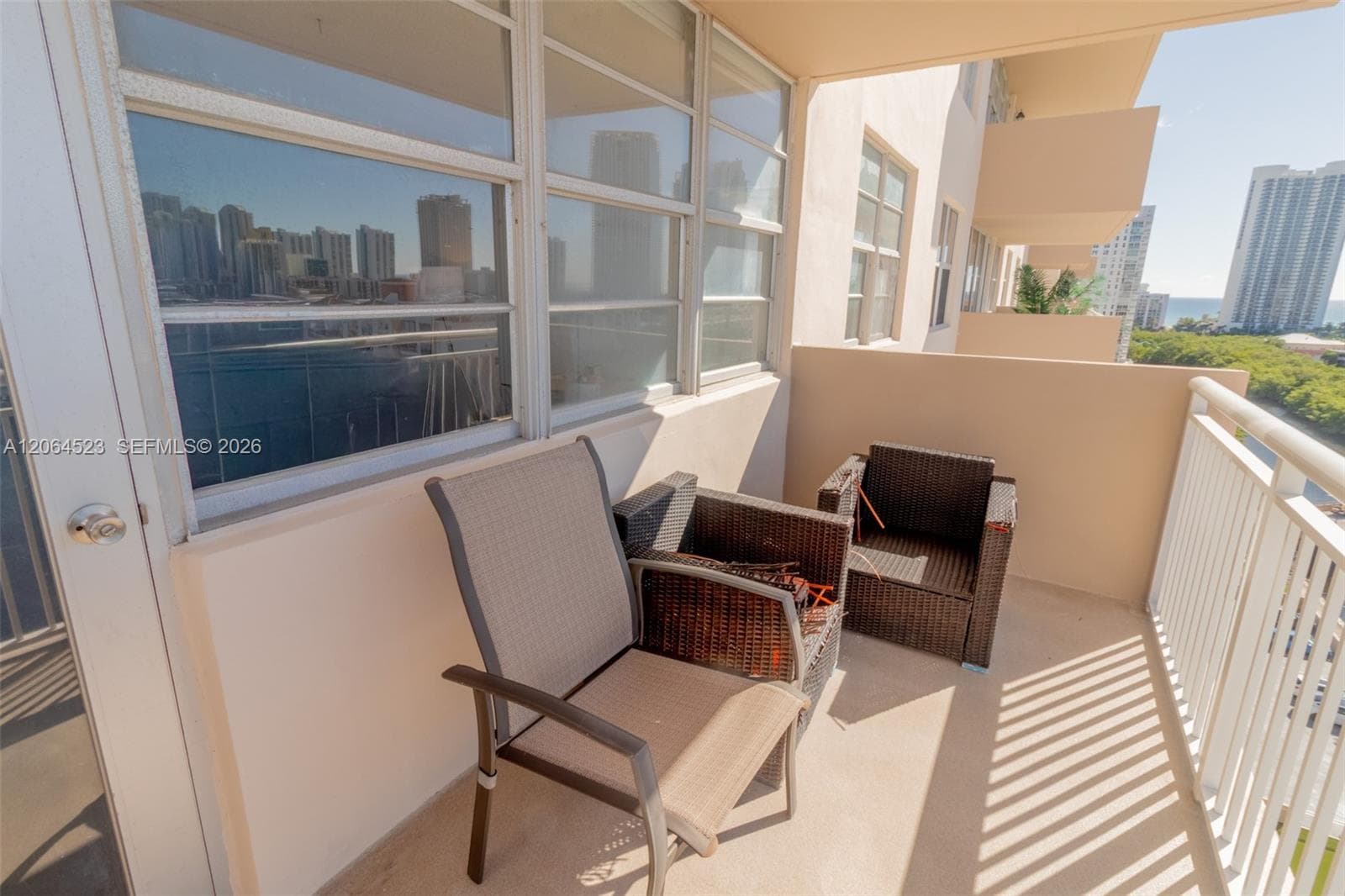 WINSTON TOWERS · #1201 in Sunny Isles Beach - Photo 4