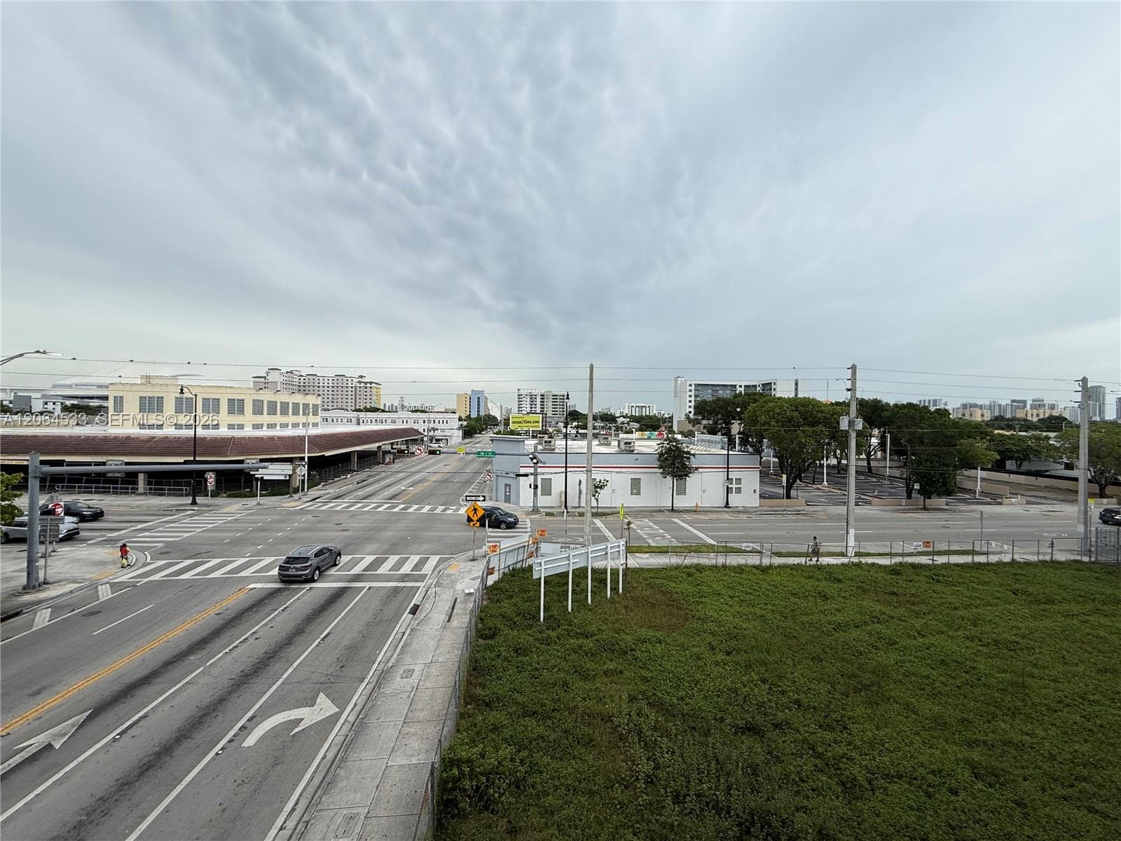 Presidential Corners · #301C in Miami - Photo 16