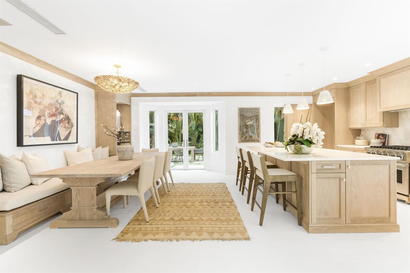 Eat In Kitchen