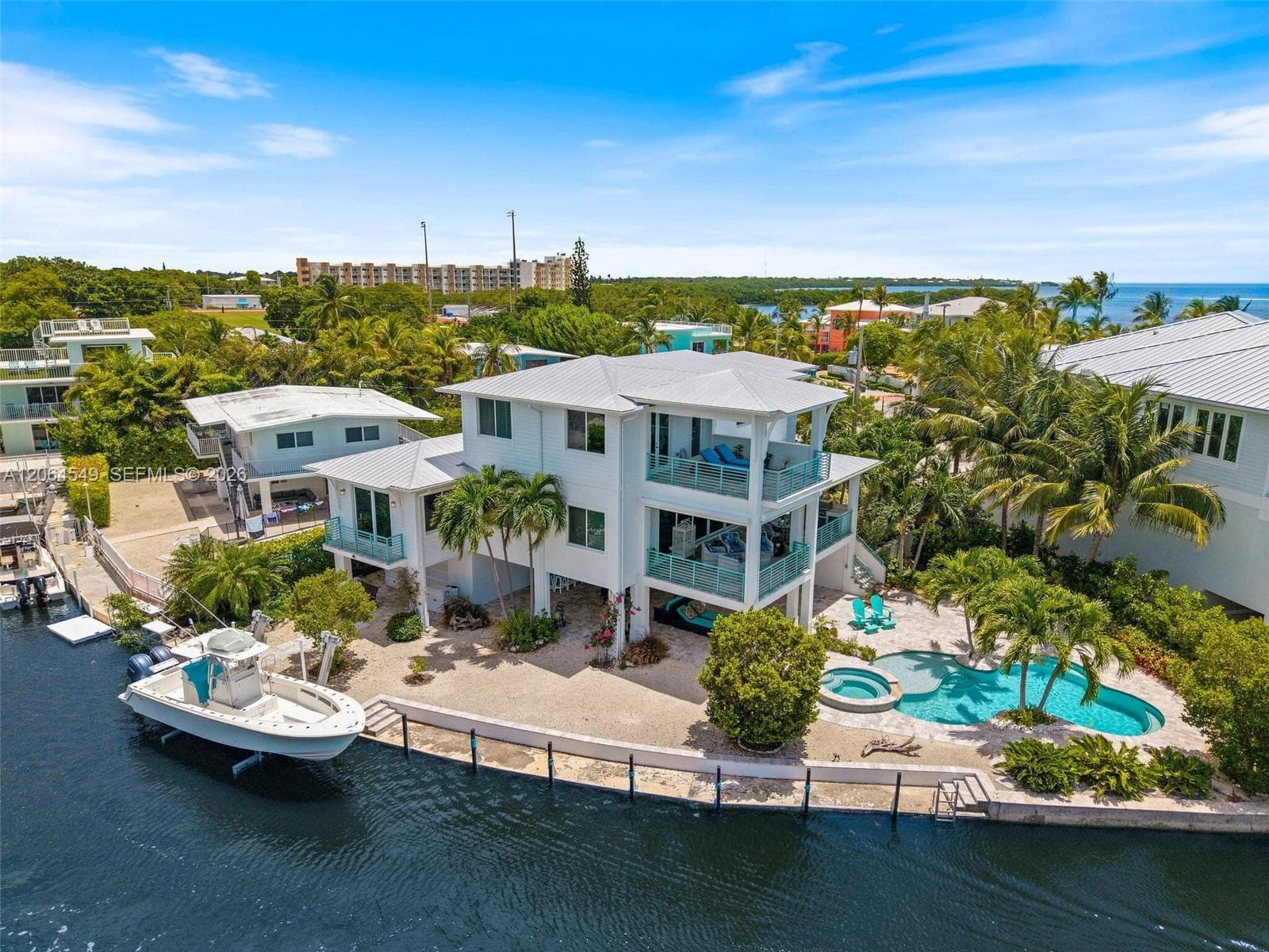 202 Plantation Shores Dr photo 3