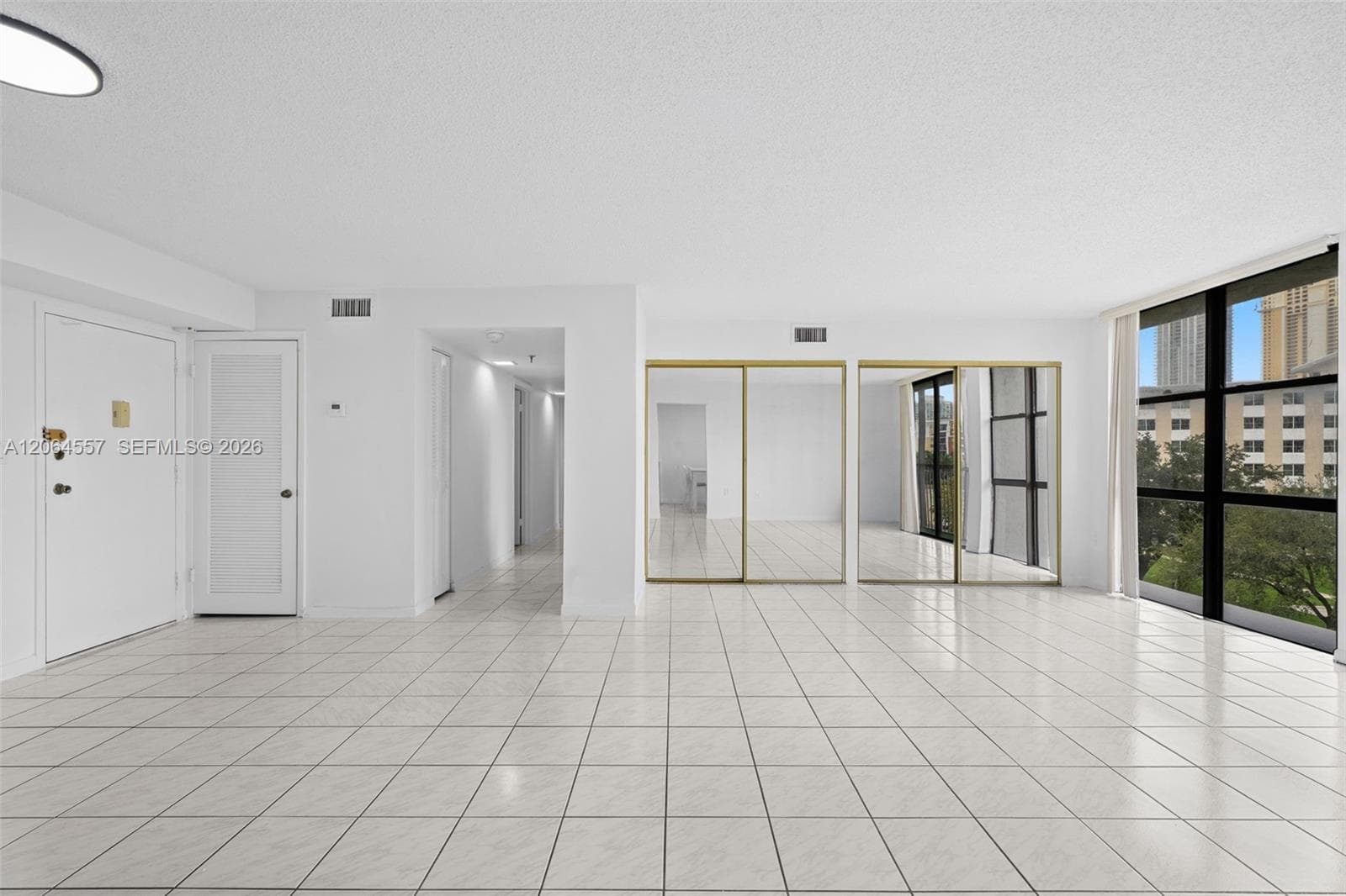 Fairview House · #S508 in Sunny Isles Beach - Photo 5