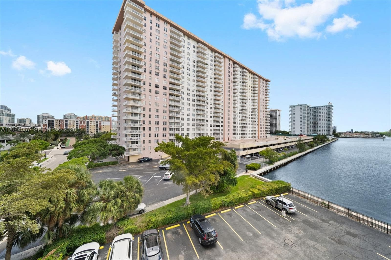 Fairview House · #S508 in Sunny Isles Beach - Photo 25