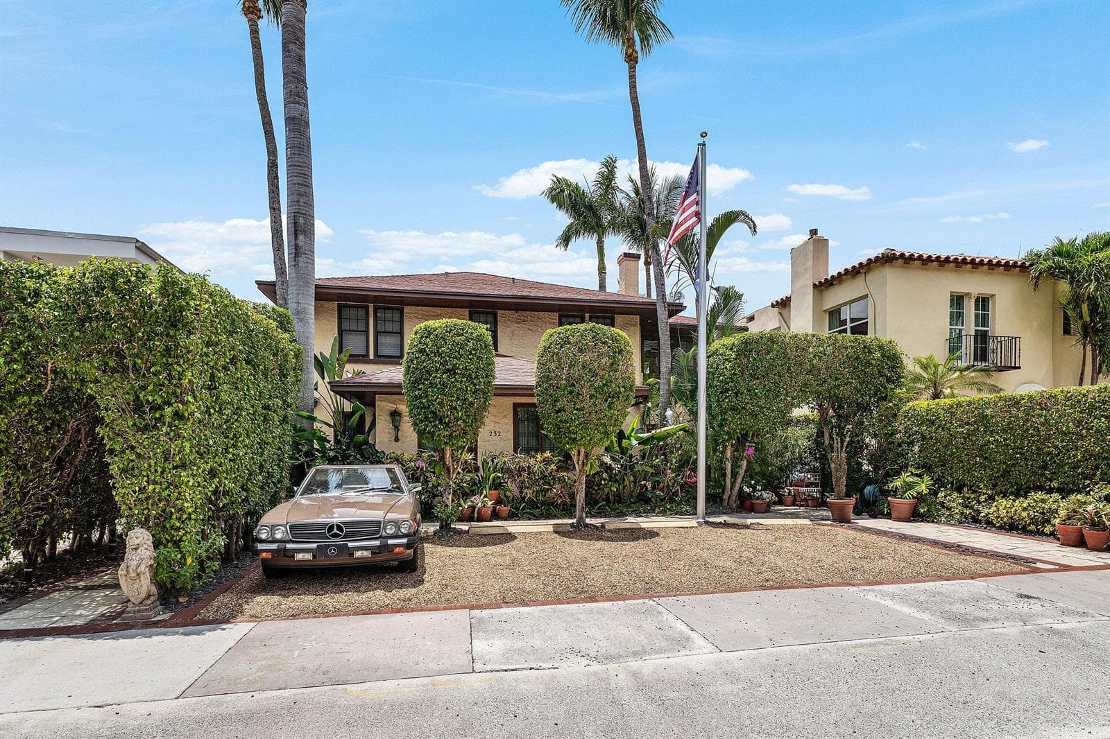 002-232AustralianAvenue-3-PalmBeach-FL-3