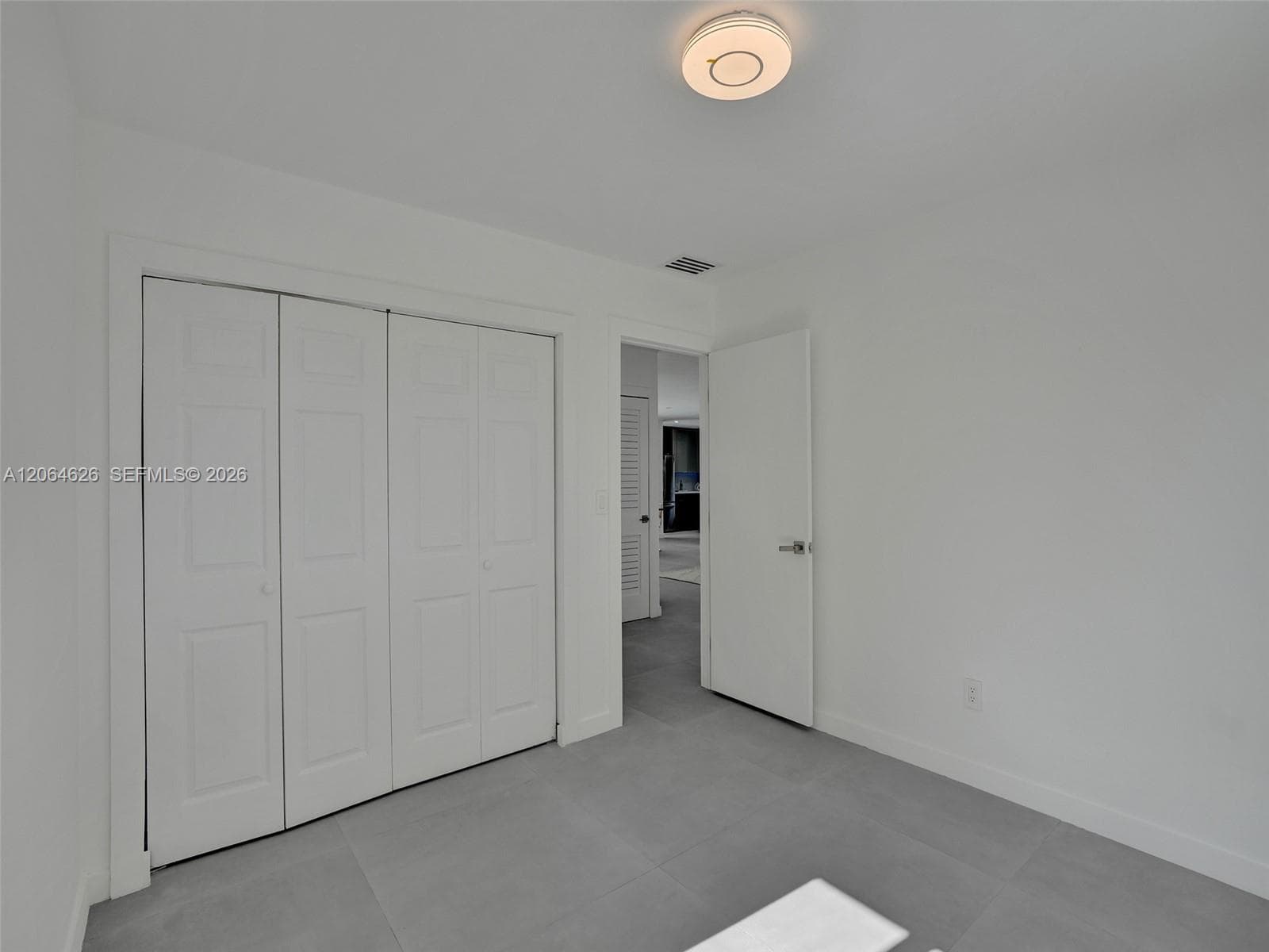 2380 NE 184th Ter photo 45