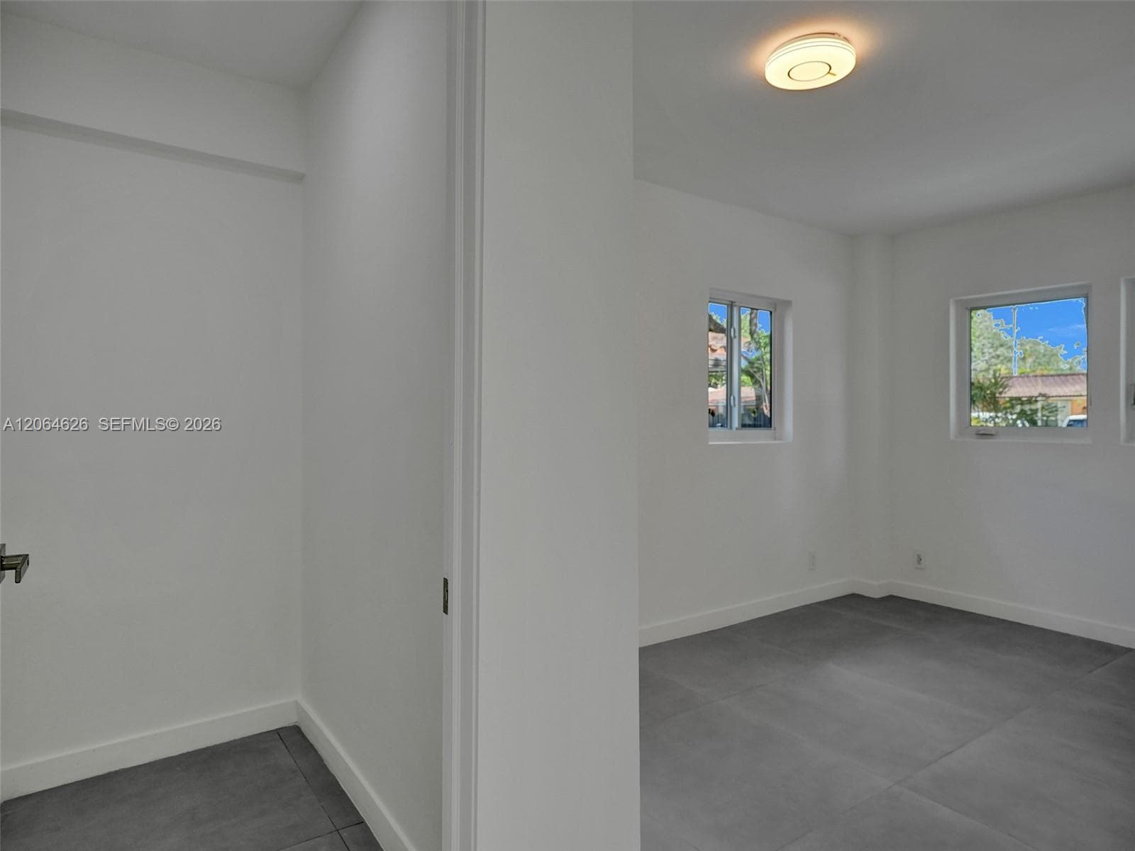 2380 NE 184th Ter photo 37