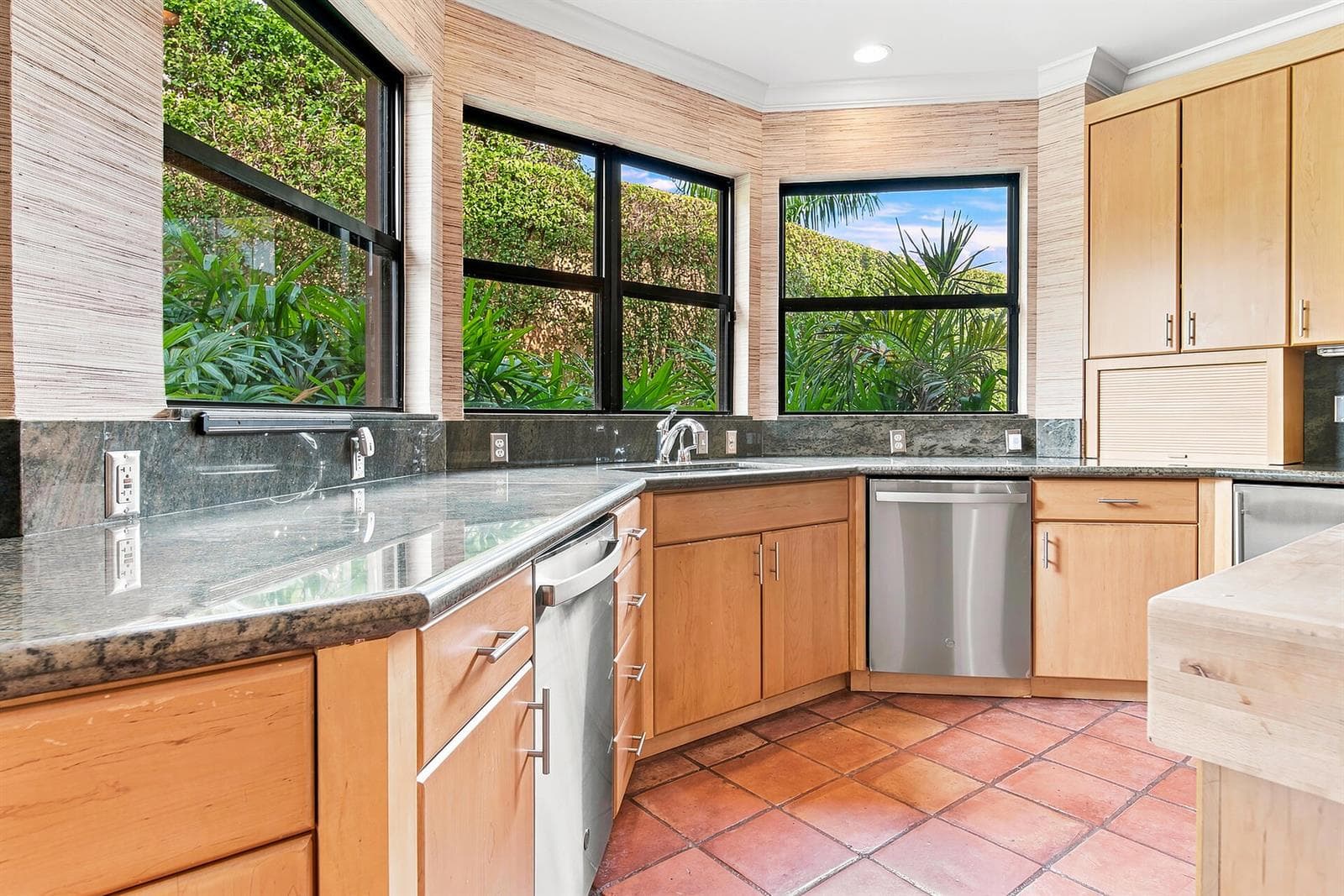Chef's Kitchen windows
