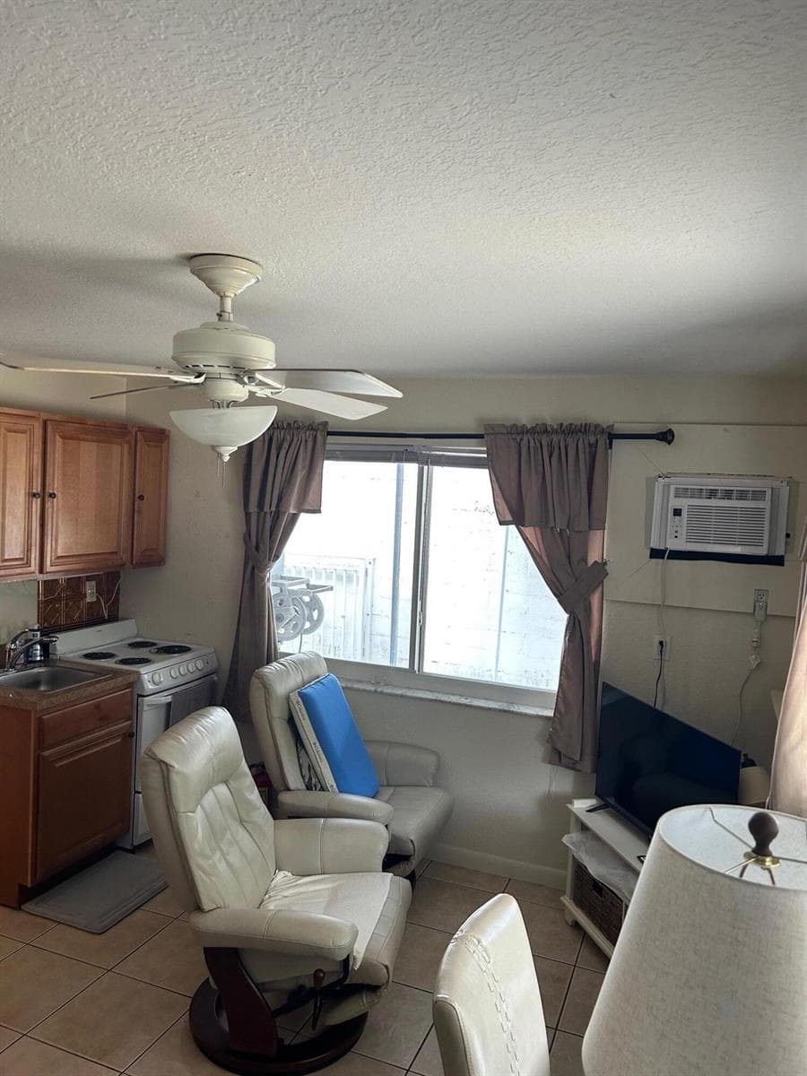 Islamorada Commercial Live-Work Compound