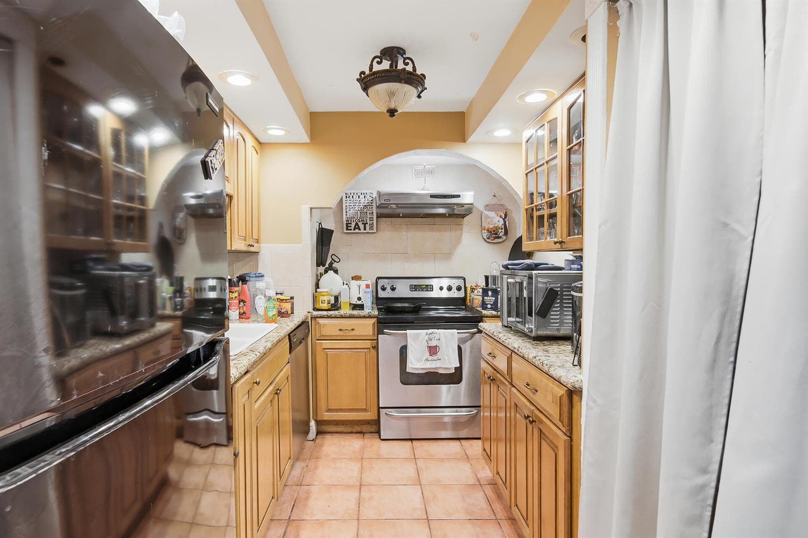 5600-N-FLAGLER-DR-2202-33407-009
