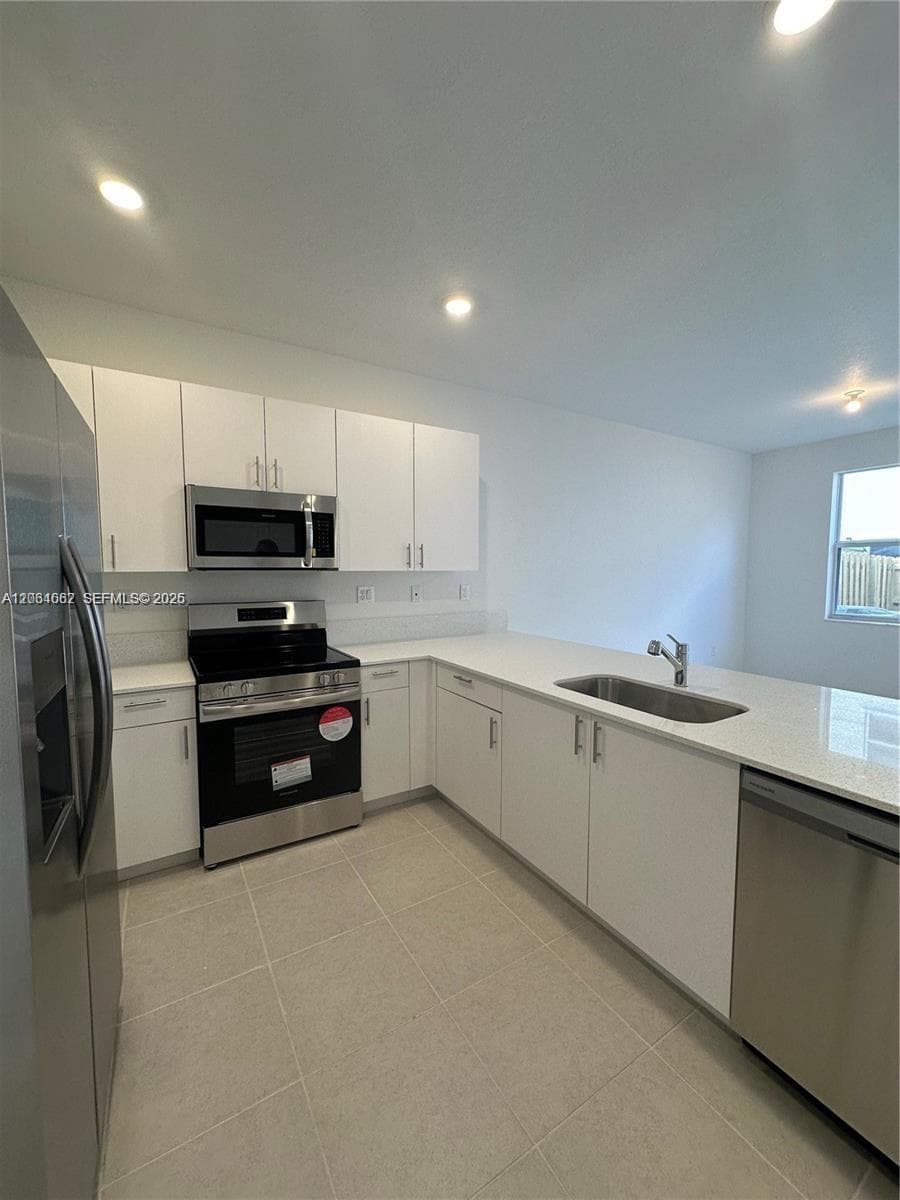 2892 SE 25rd #2892 photo 2