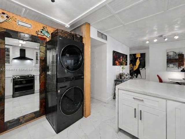 Casa Del Rey · #203D in North Bay Village - Photo 10