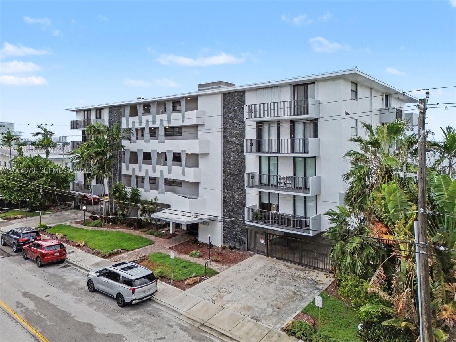 Casa Del Rey · #203D in North Bay Village - Photo 4