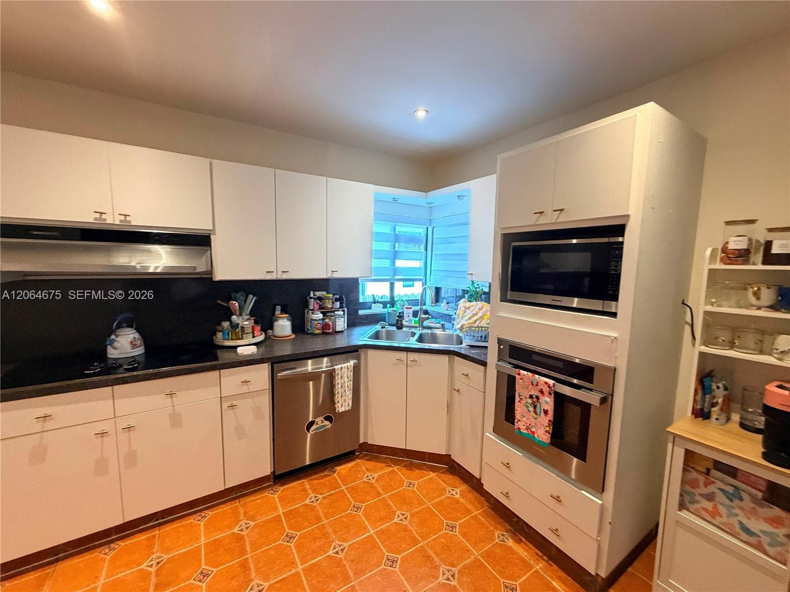 1525 SW 19th Ter photo 10