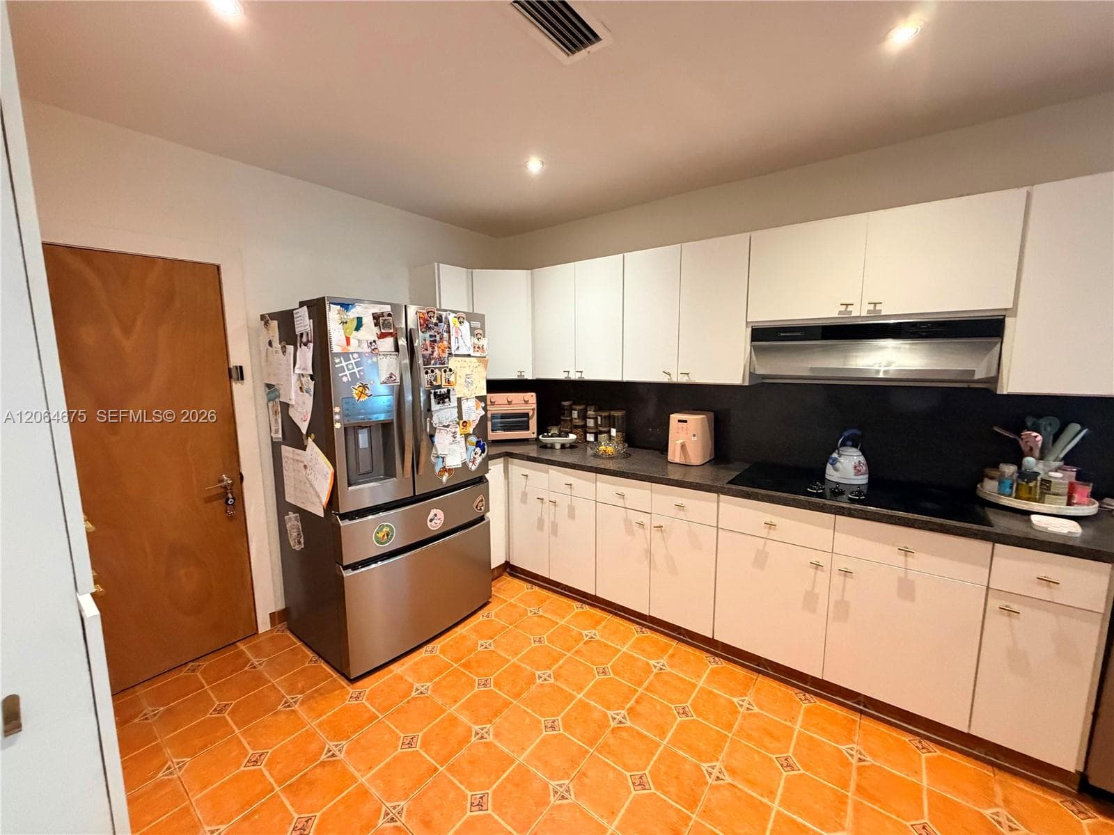 1525 SW 19th Ter photo 11