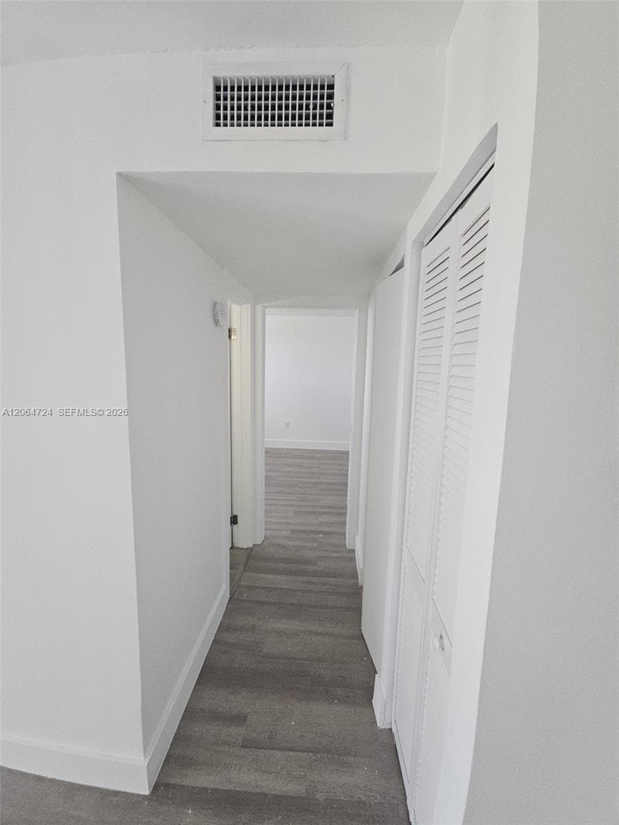 BISCAYNE BCH SUB · #403 in Miami Beach - Photo 9
