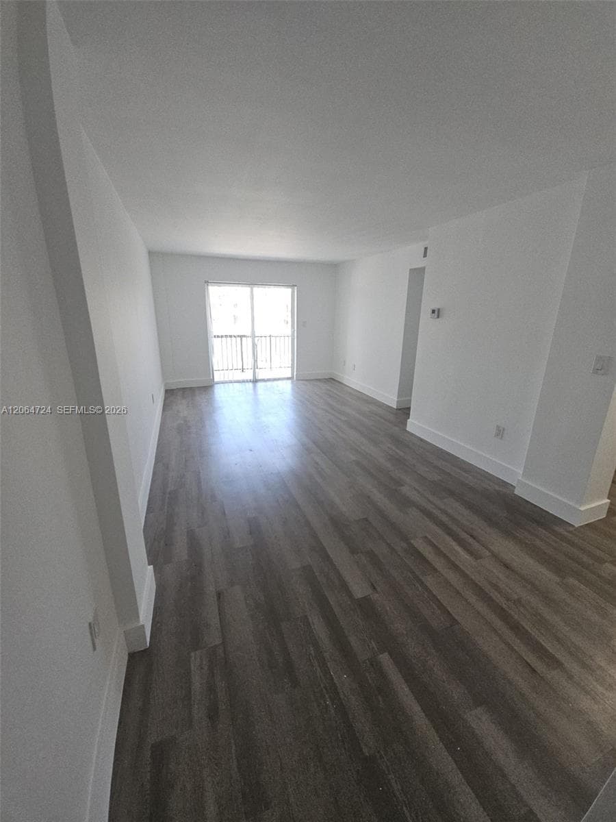 BISCAYNE BCH SUB · #403 in Miami Beach - Photo 8