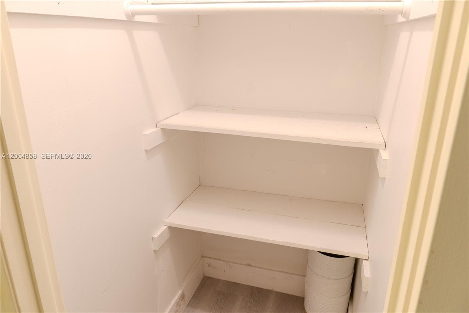 THE PRESIDENTIAL CONDO · #222 (with Parking) in Miami Beach - Photo 16