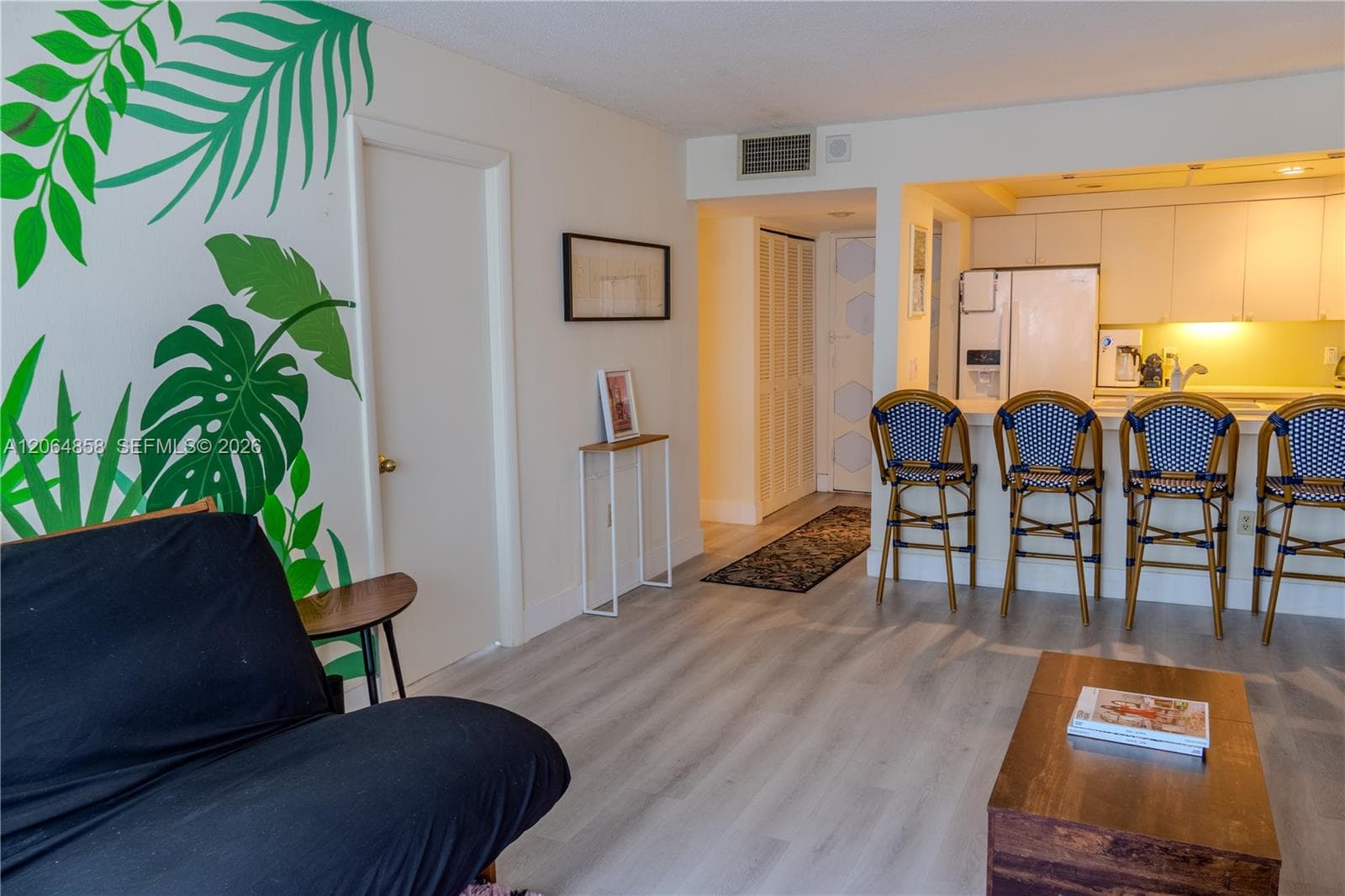 THE PRESIDENTIAL CONDO · #222 (with Parking) in Miami Beach - Photo 9