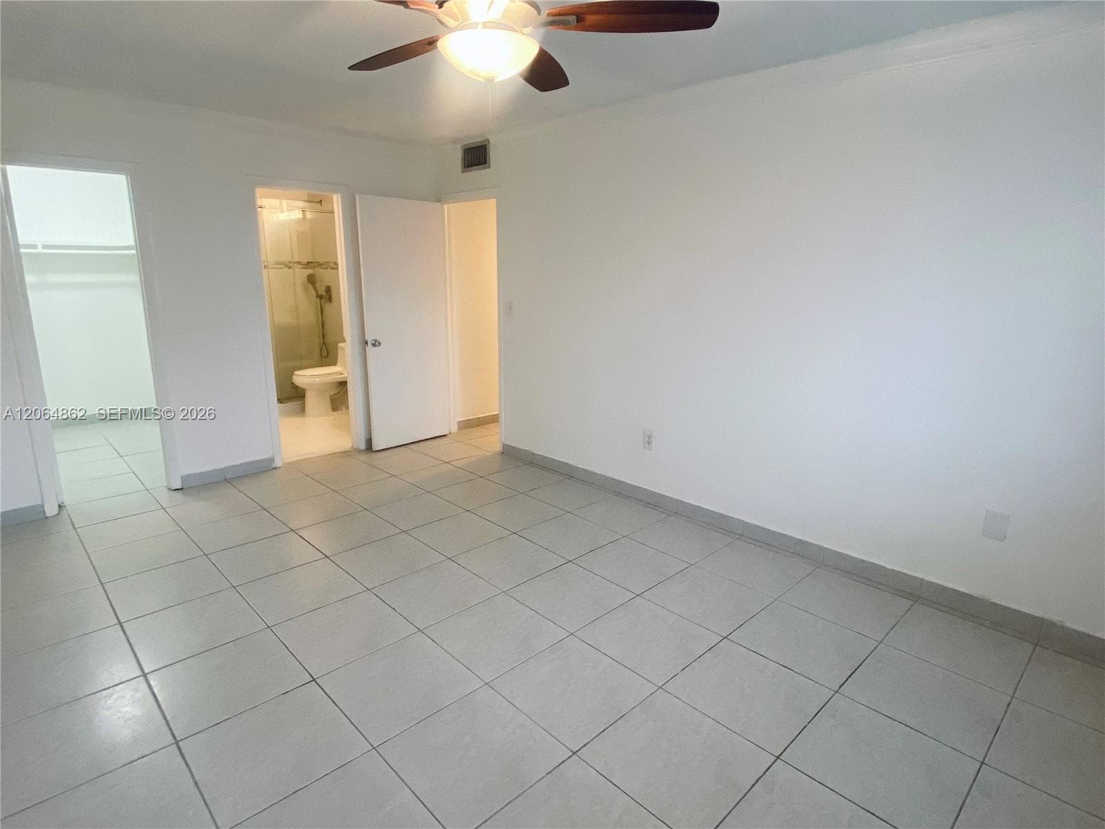 VENICE ISLE CONDO · #301 in North Miami Beach - Photo 17