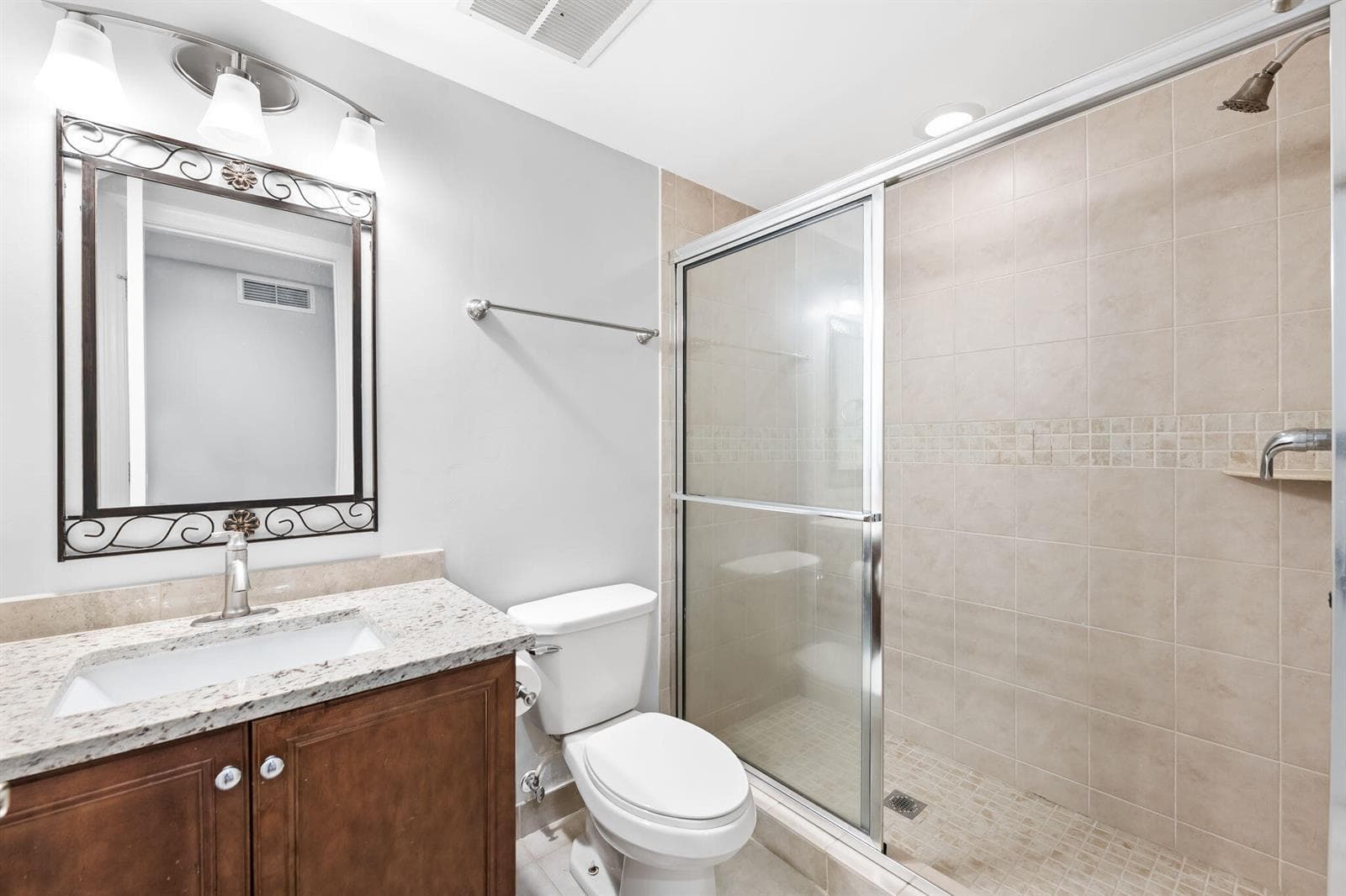 1st Floor Bathroom