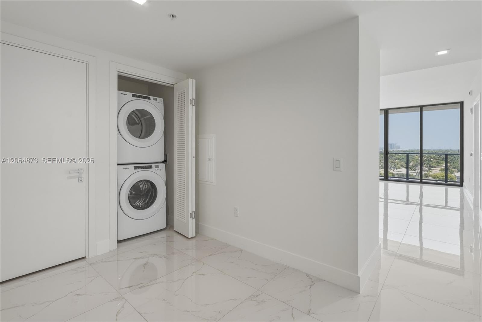 HALLANDALE OASIS 2019 LLC · #904 in Hallandale Beach - Photo 2