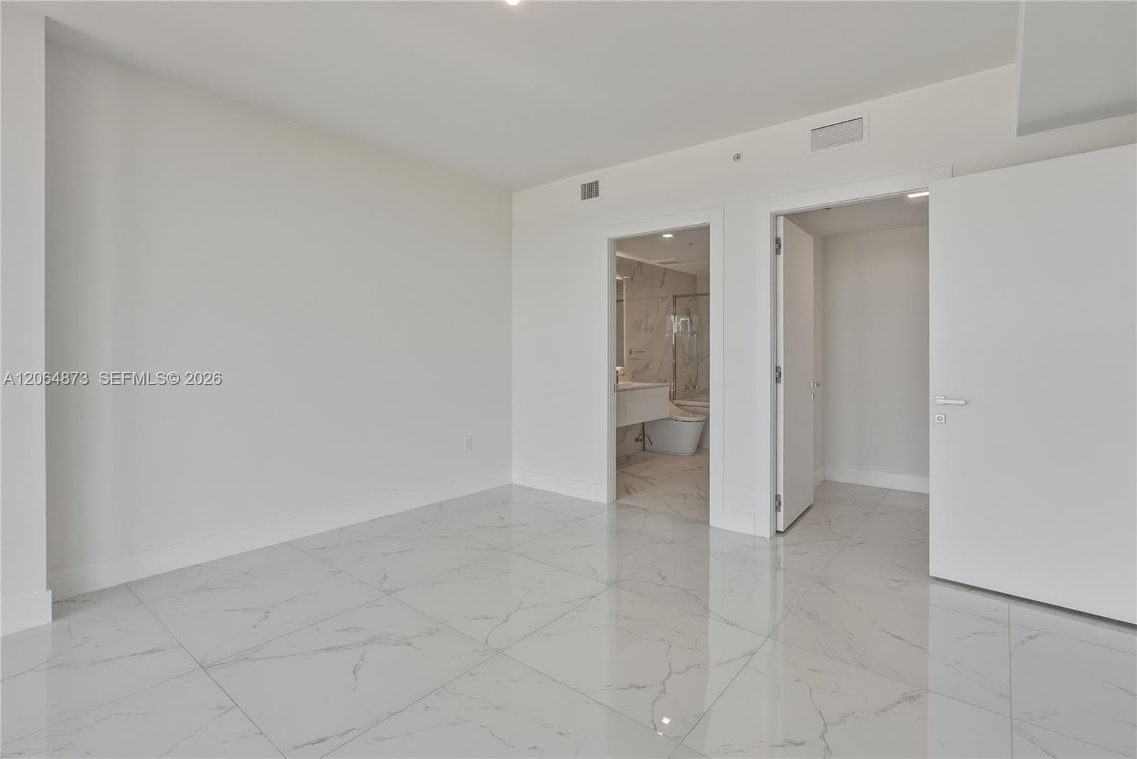 HALLANDALE OASIS 2019 LLC · #904 in Hallandale Beach - Photo 13