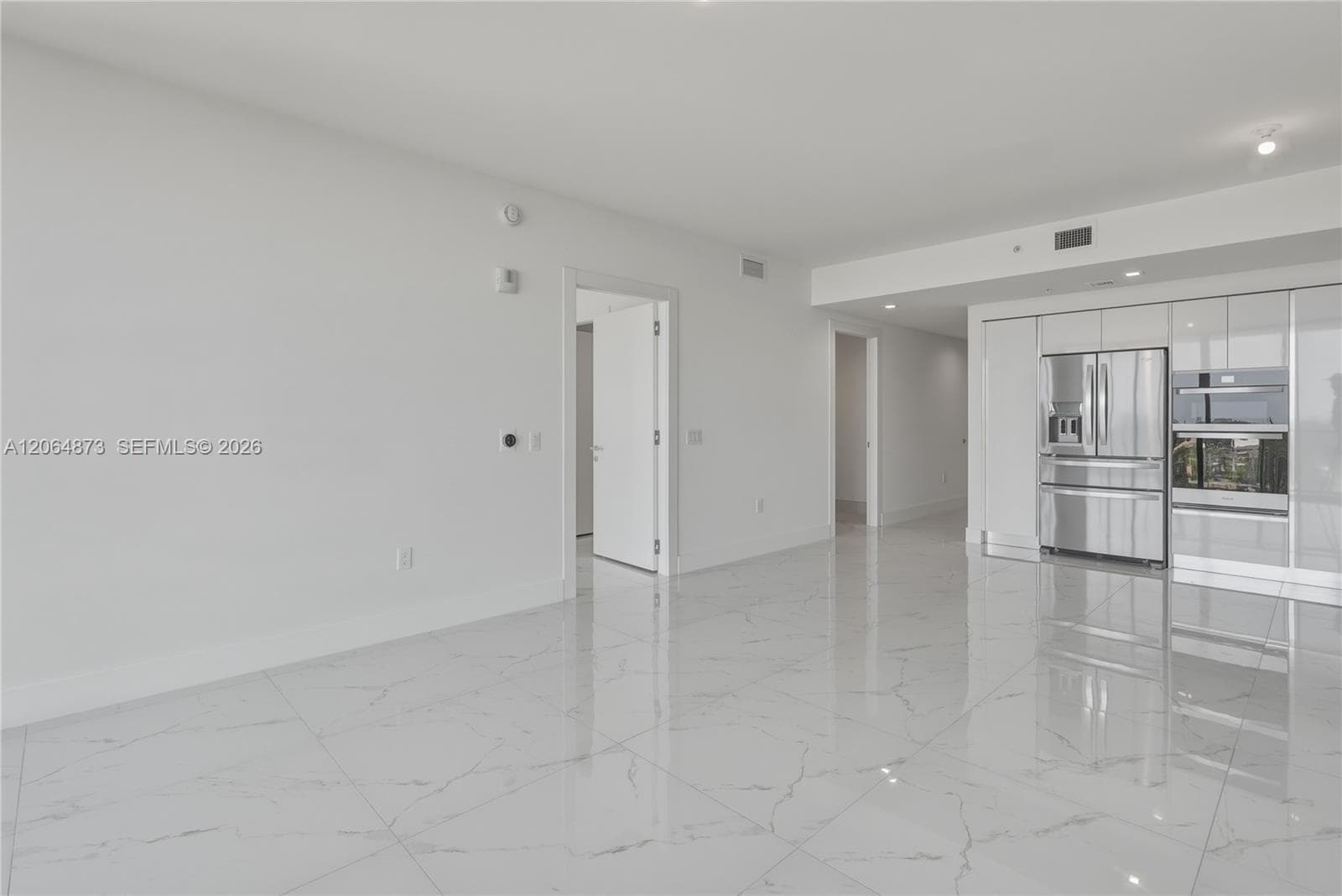 HALLANDALE OASIS 2019 LLC · #904 in Hallandale Beach - Photo 7