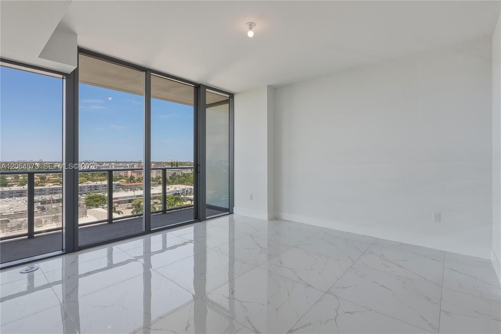HALLANDALE OASIS 2019 LLC · #904 in Hallandale Beach - Photo 10