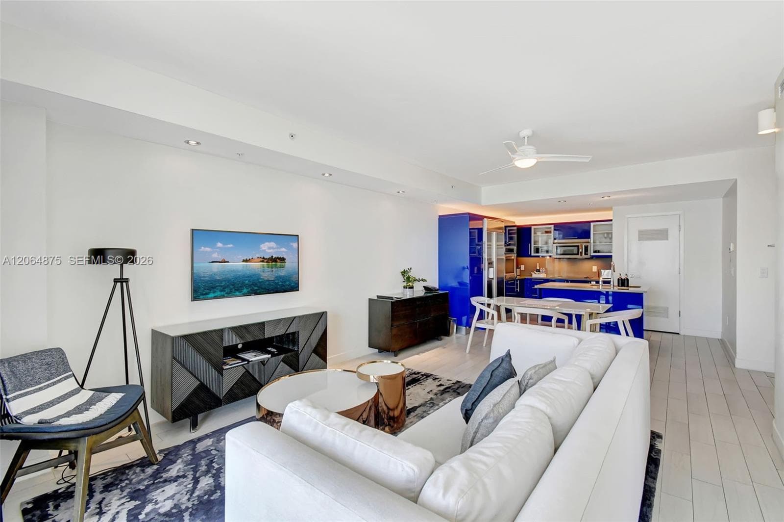 FORT LAUDERDALE RESIDENCE · #1003 in Fort Lauderdale - Photo 1