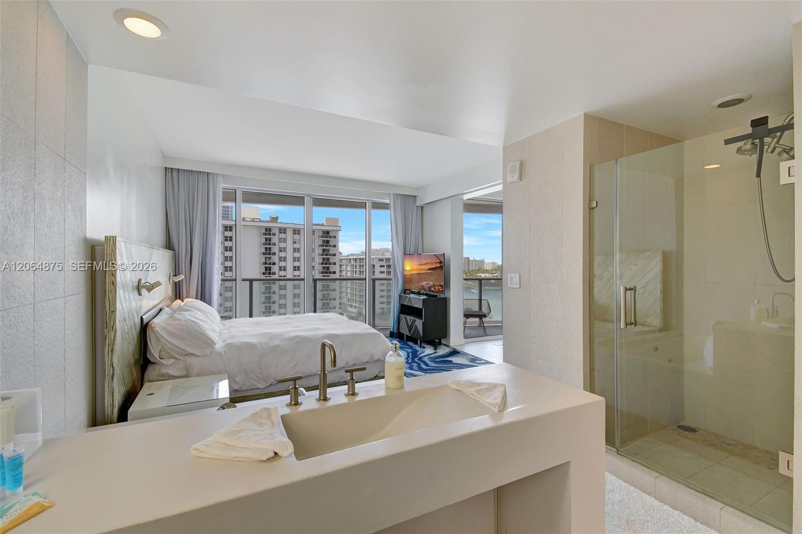 FORT LAUDERDALE RESIDENCE · #1003 in Fort Lauderdale - Photo 18