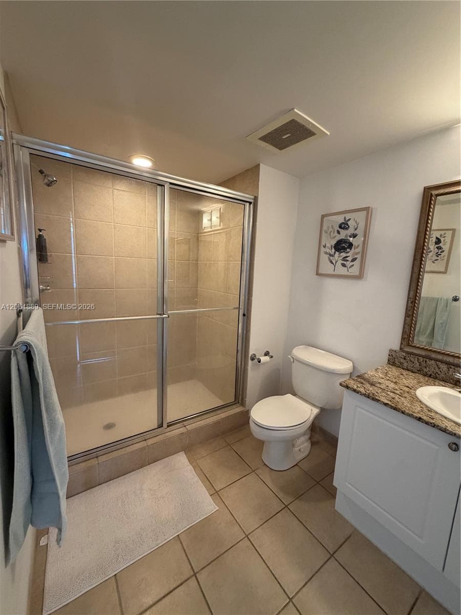 TURNBERRY ON THE GREEN CO · #1215 in Aventura - Photo 16