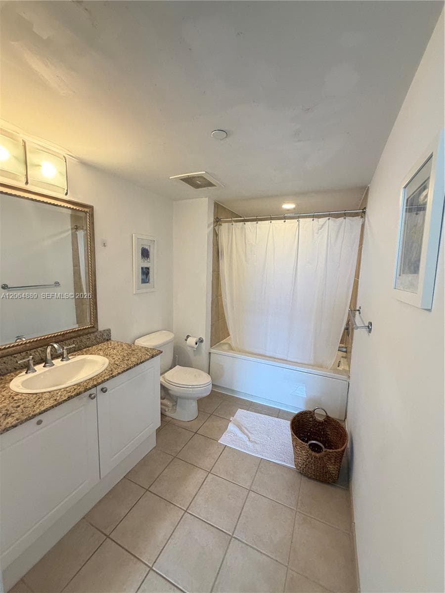 TURNBERRY ON THE GREEN CO · #1215 in Aventura - Photo 19