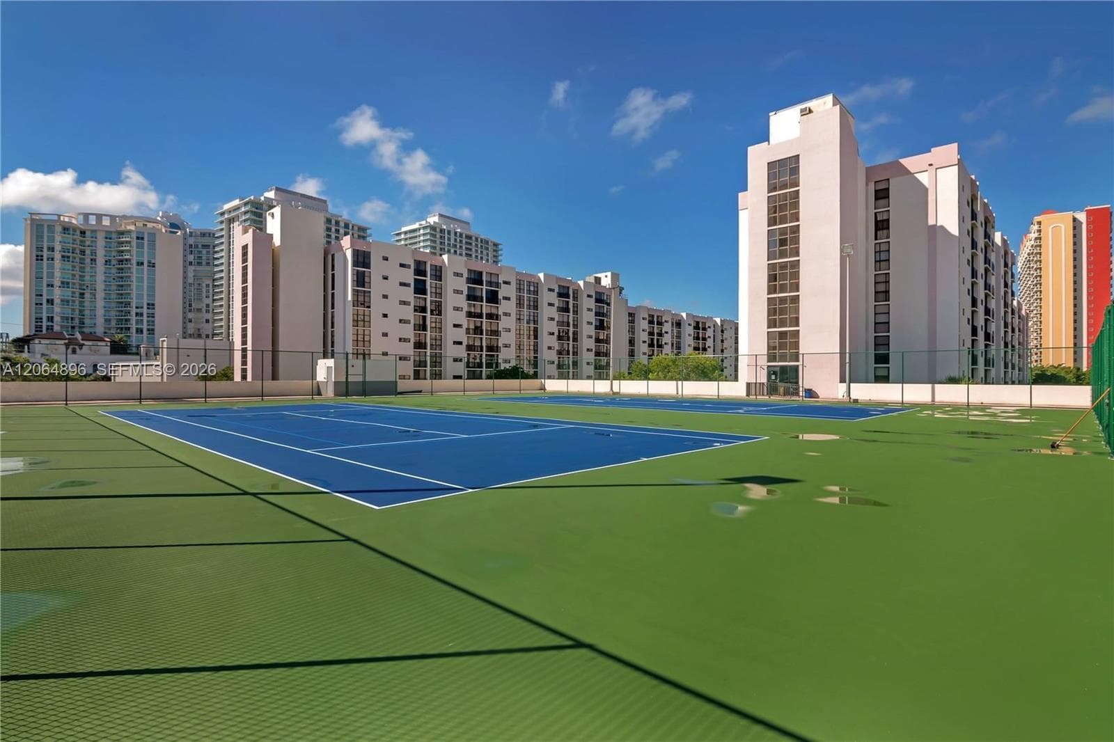 PLAZA OF AMERICAS CONDO P · #609 in Sunny Isles Beach - Photo 21