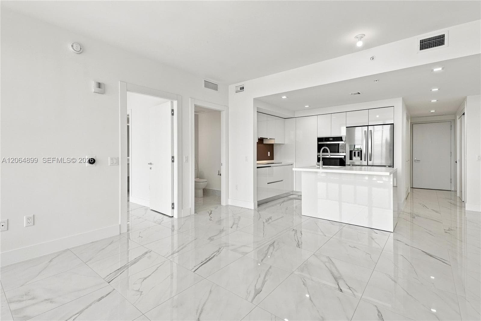 OASIS HALLANDALE WEST TOWE · #302 in Hallandale Beach - Photo 11