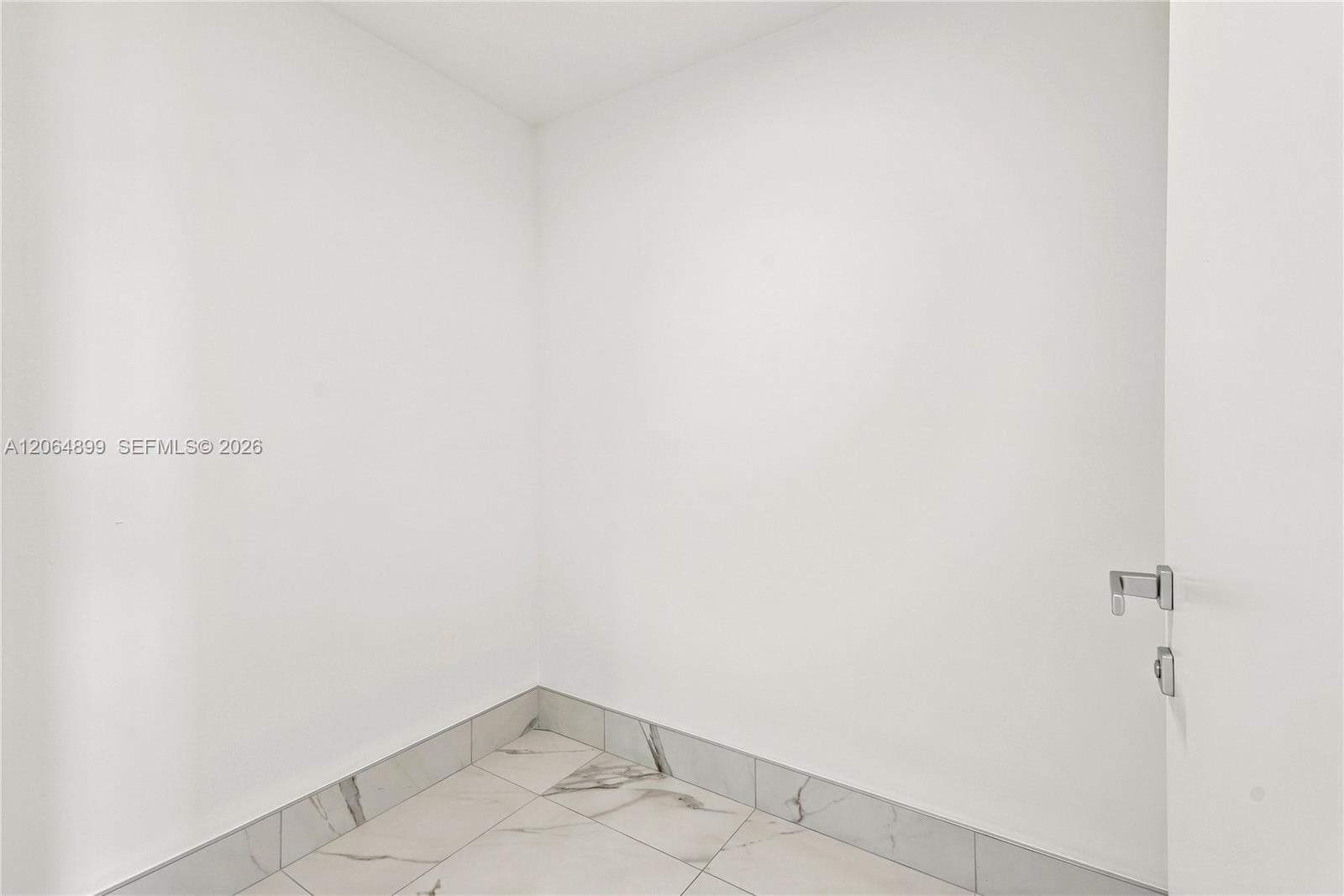 OASIS HALLANDALE WEST TOWE · #302 in Hallandale Beach - Photo 25