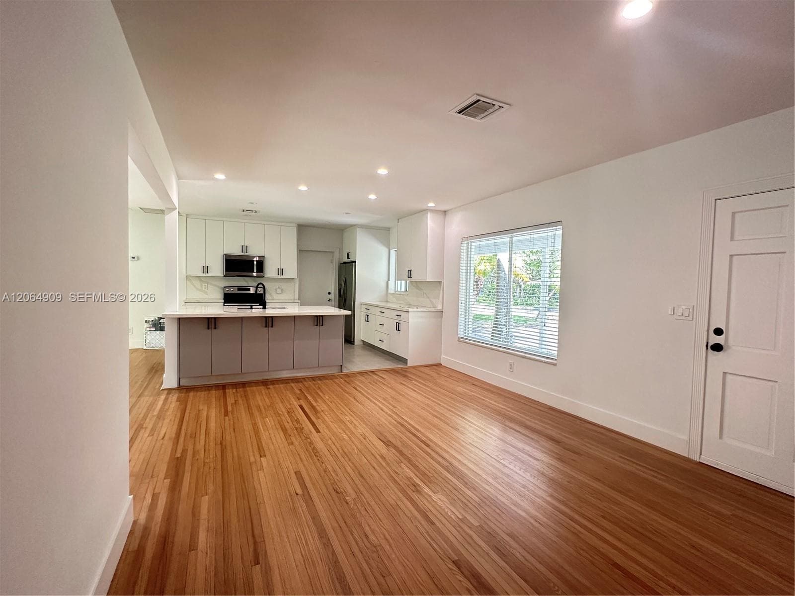 460 San Servando Ave #- photo 9