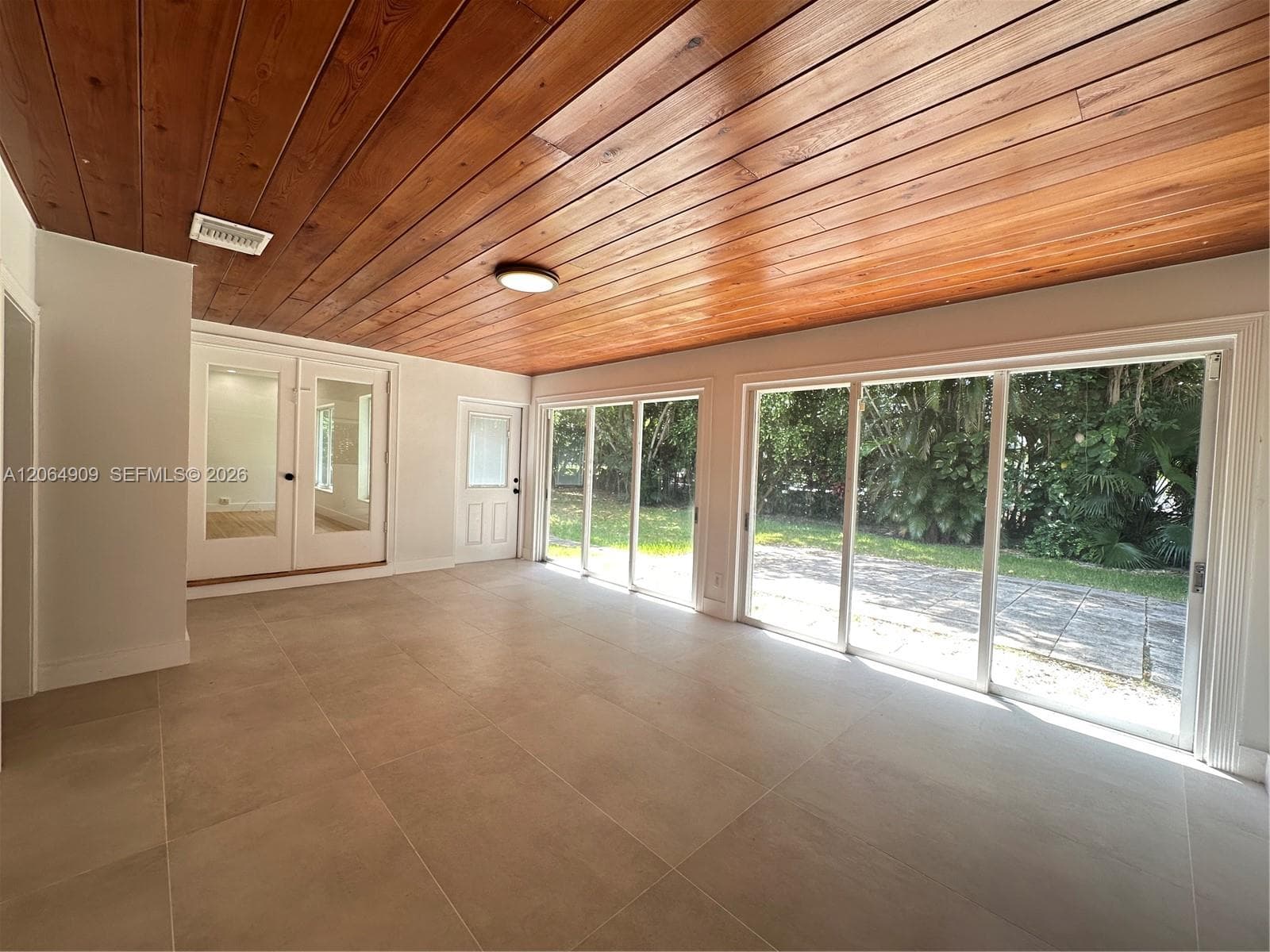 460 San Servando Ave #- photo 18