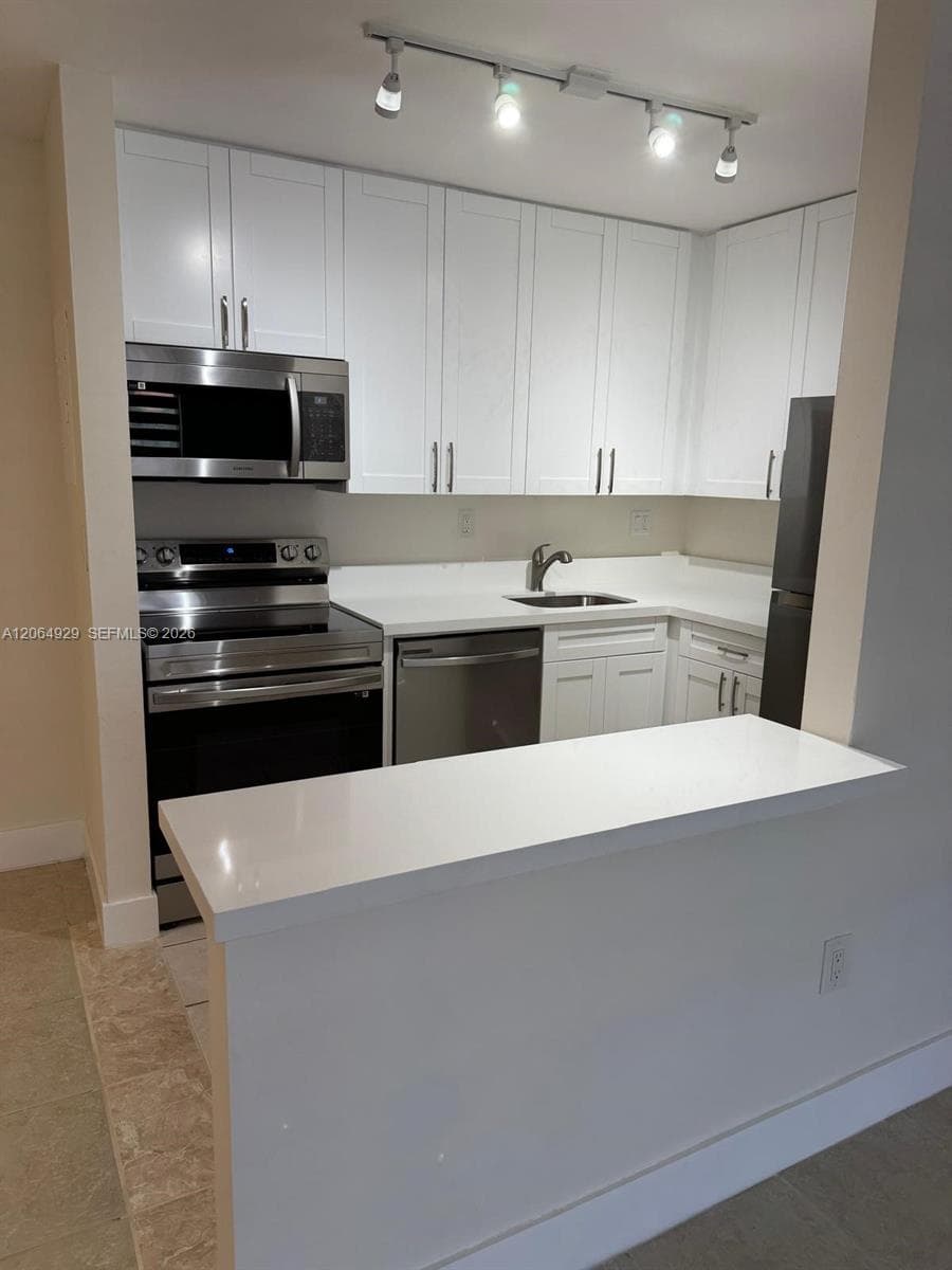 THE COURTS AT KENDALL CON · #L-209 in Miami - Photo 9