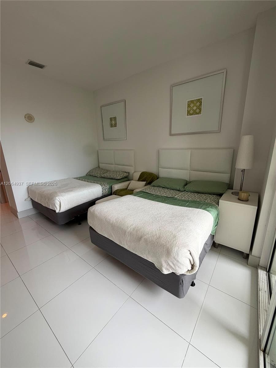 150 Sunny Isles Blvd #1-TH403 photo 7