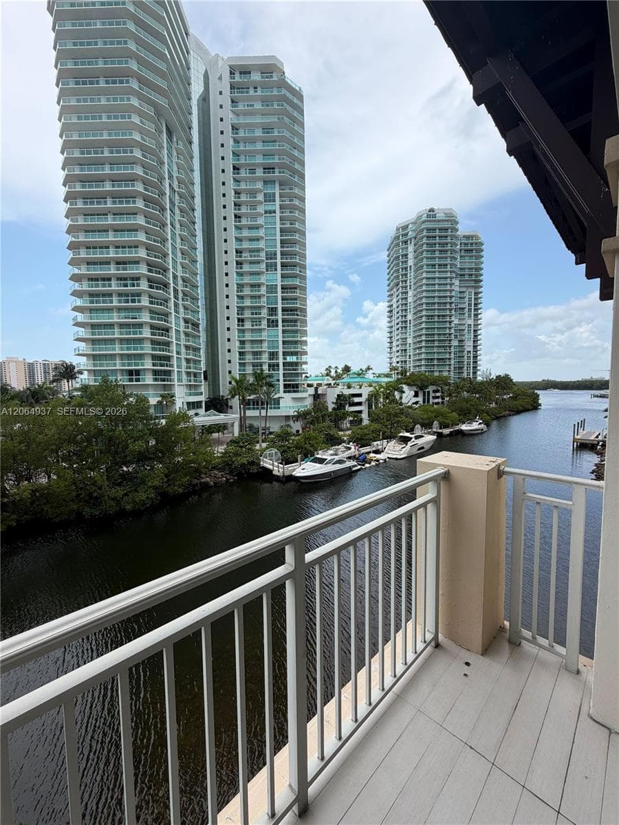 150 Sunny Isles Blvd #1-TH403 photo 15