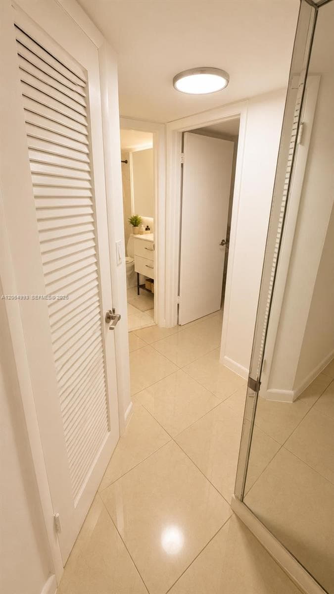 ROLLING GREEN CONDO C · #C116 in Miami - Photo 18