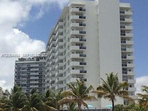 The Decoplage · #1541 in Miami Beach - Photo 8