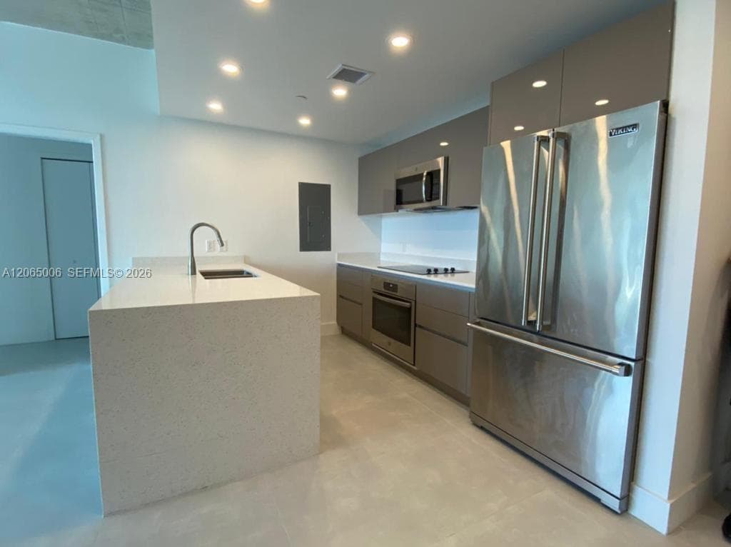THE HIGHLANDS CONDO · #PH3 in North Miami Beach - Photo 3