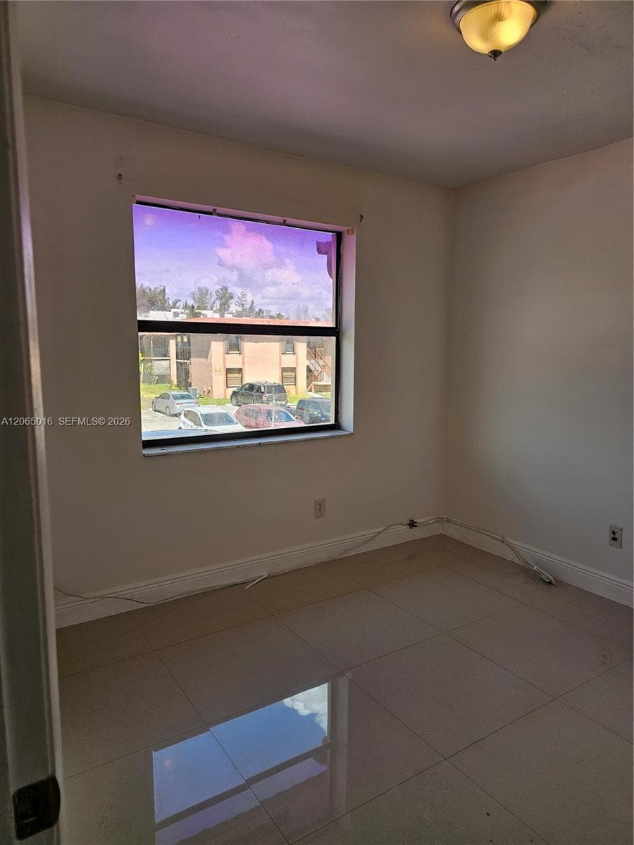 LAGO GRANDE THREE-A CONDO · #24-48 in Hialeah - Photo 4
